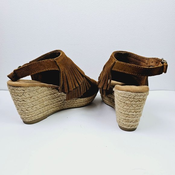 Minnetonka Ashley Layered Fringe Espadrille Wedge Heels, Size 6 - Picture 8 of 12